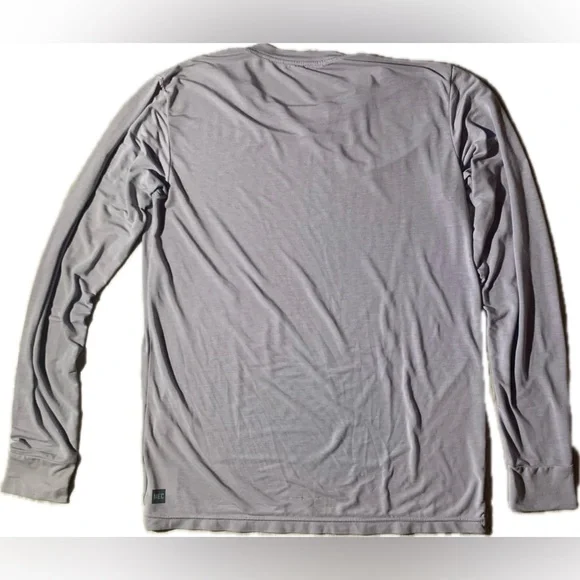 MEC Merino Blend Gray Mountain Graphic Long Sleeve Tee - Picture 2 of 10